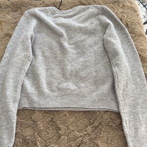 NWT H&M Light Gray Women's Crew Neck Sweater Size M